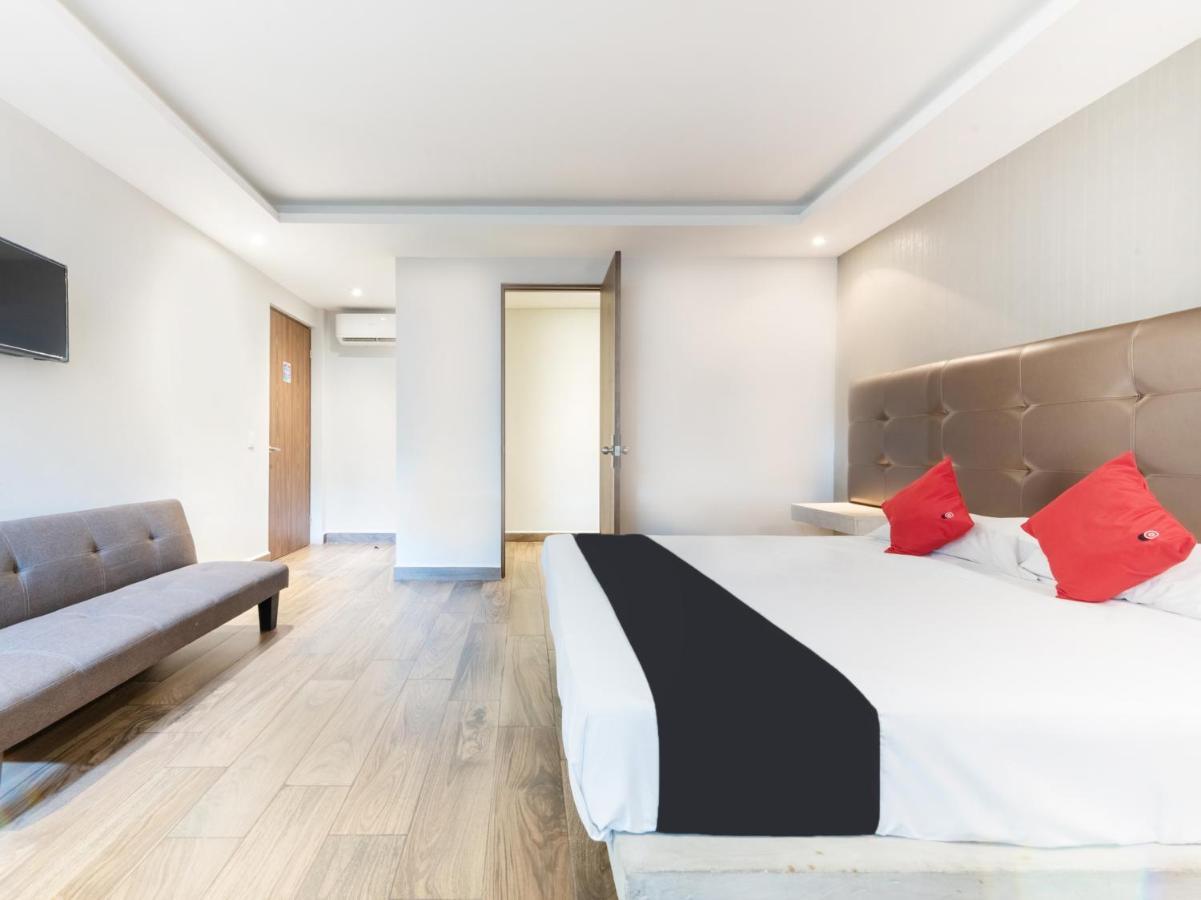 Hotel 202 Monterrey Buitenkant foto